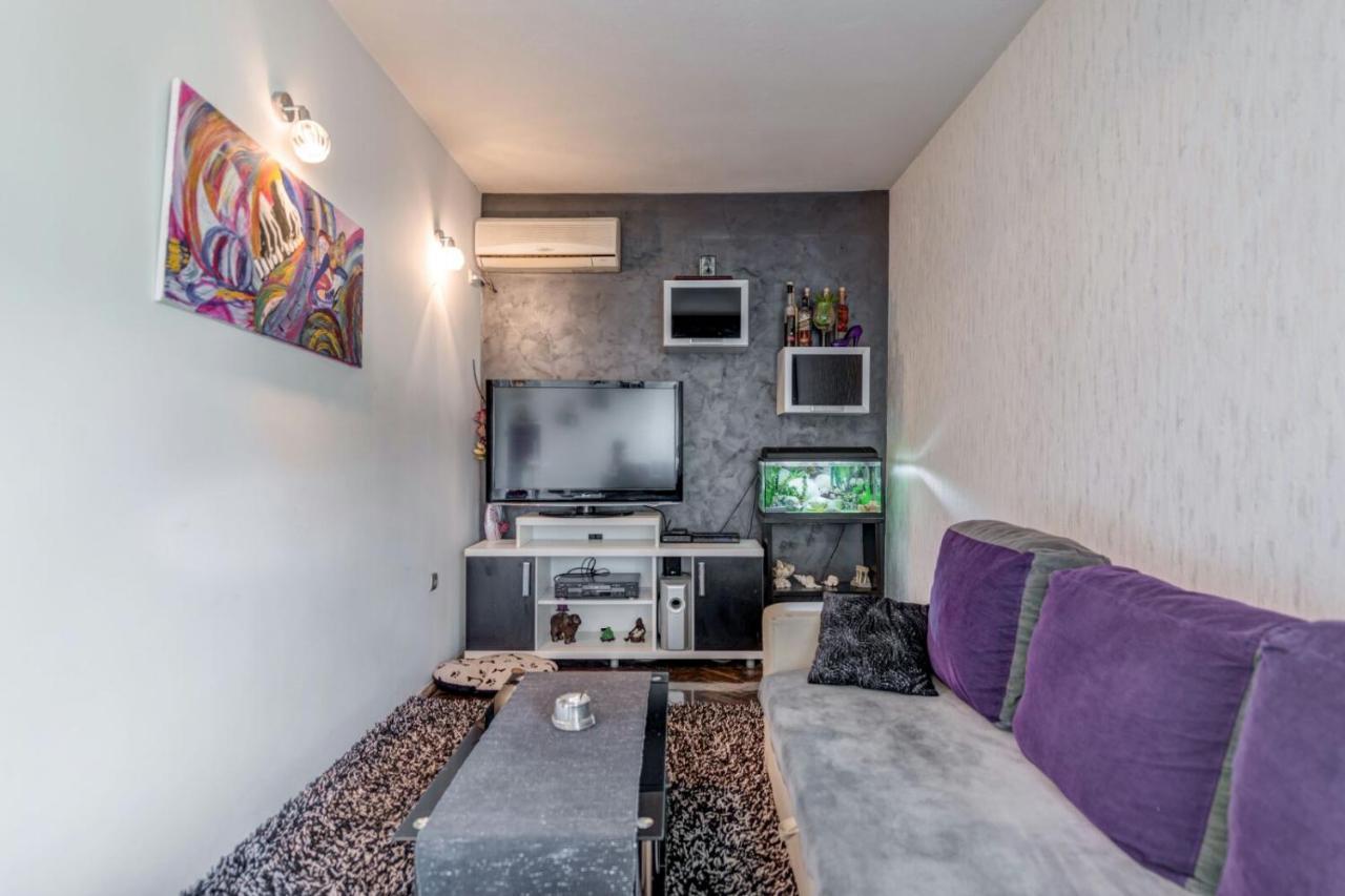 Cool Cozy Apartment Split Ngoại thất bức ảnh